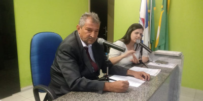  Legislativo realiza sessão extraordinária