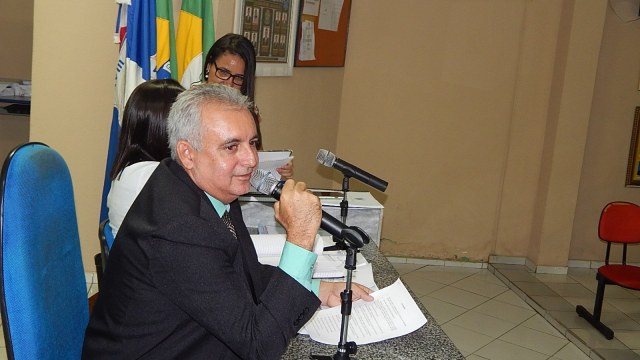 Câmara Municipal de Arneiroz realiza mais uma sessão ordinária e aprova a LDO e criação de novo bairro na cidade.