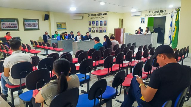 CÂMARA APROVA PROJETO DO EXECUTIVO QUE CONCEDE SUBVENÇÃO ÀS ASSOCIAÇÕES ARTE JUCÁ, MUC ARTE E FUNDAÇÃO FRANCISCA ELCI