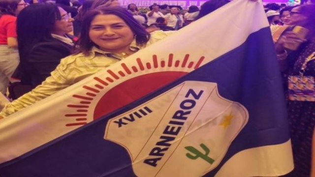 VEREADORA CARMELITA LAURA REPRESENTA ARNEIROZ NA CONFERÊNCIA NACIONAL DE POLÍTICAS PARA AS MULHERES EM BRASÍLIA