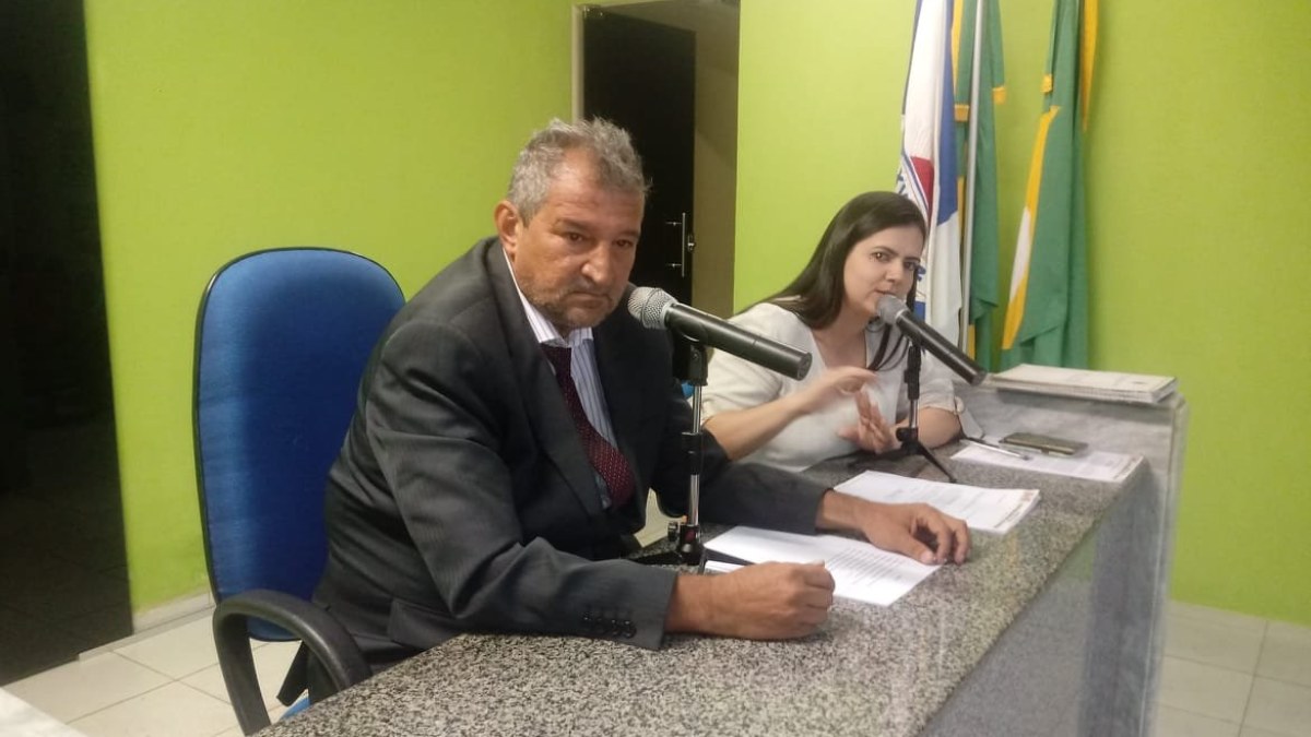  Legislativo realiza sessão extraordinária