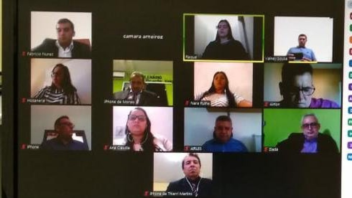 Nova Experiência: Vereadores de Arneiroz Participam de Sessão Ordinária por Videoconferência.