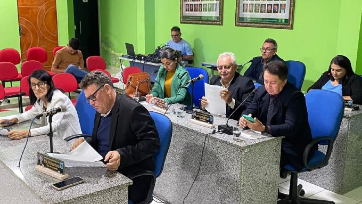 Câmara Segue Parecer do TCE e Aprova Contas de Governo – Exercício 2021 - de Responsabilidade do Prefeito Monteiro Filho.